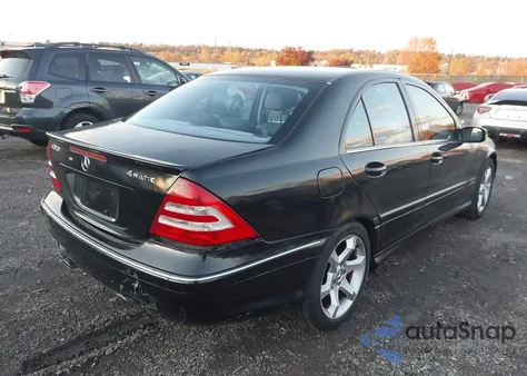 2007 Mercedes-Benz C 230 Sport from USA, damaged, VIN WDBRF52H57F879751